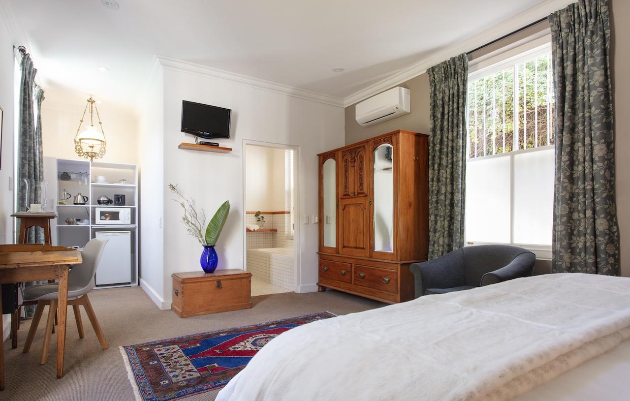 22 Die Laan Guest House 斯泰伦博斯 外观 照片